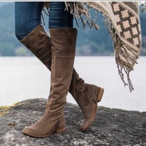NEW Born Dal Over-the-Knee Boots in Tan Suede
